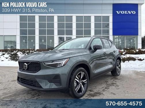 2026 Volvo XC40 Core, B5 AWD Gas (mild hybrid), Dark
