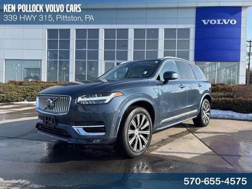 2023 Volvo XC90 B5 Plus