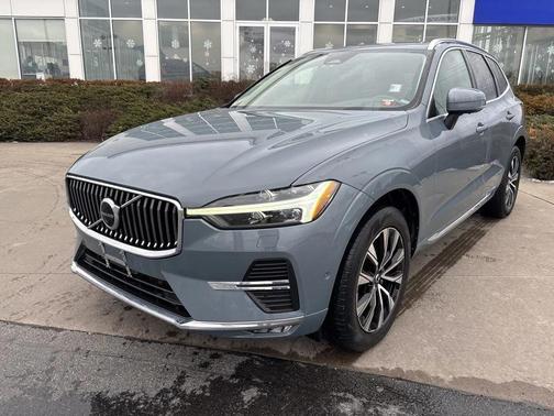 2023 Volvo XC60 B5 Plus Bright Theme