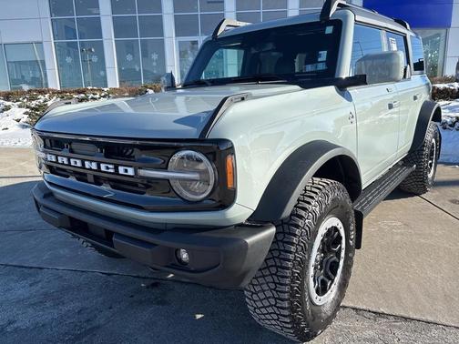 2023 Ford Bronco Outer Banks