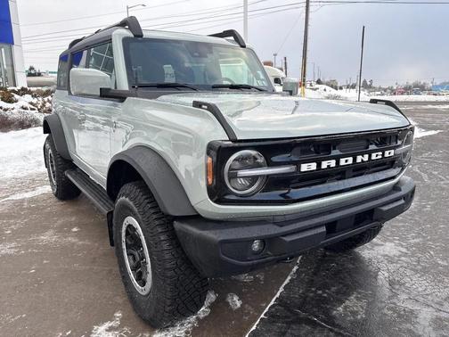 2023 Ford Bronco Outer Banks
