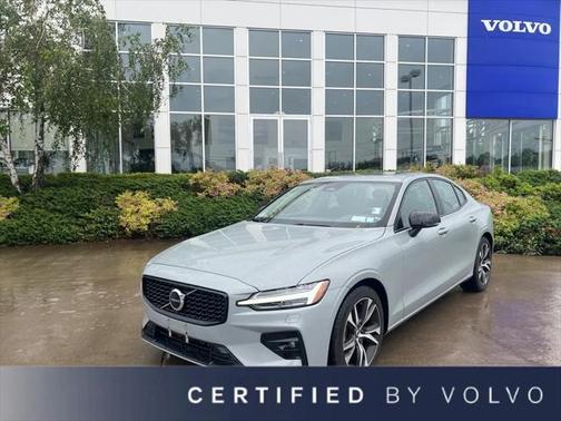2025 Volvo S60 B5 Core