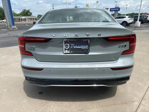 2025 Volvo S60 B5 Core