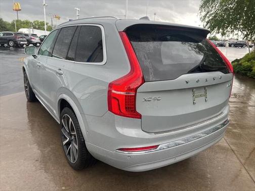 2024 Volvo XC90 B6 Plus Bright Theme 7-Seater