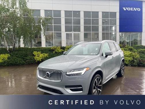 2024 Volvo XC90 B6 Plus Bright Theme 7-Seater