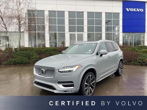 2024 Volvo XC90 B6 Plus Bright Theme 7-Seater