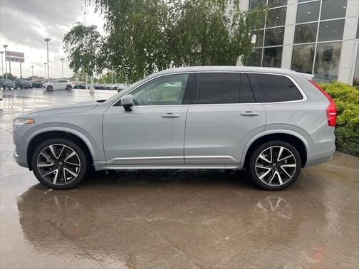 2024 Volvo XC90 B6 Plus Bright Theme 7-Seater
