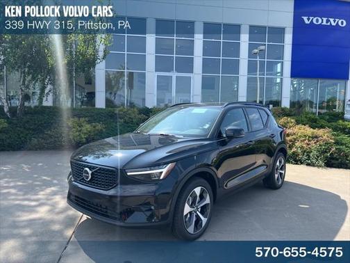 2026 Volvo XC40 B5 Plus