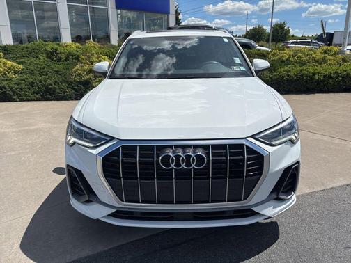 Glacier White Metallic 2024 Audi Q3 45 S line Premium Plus
