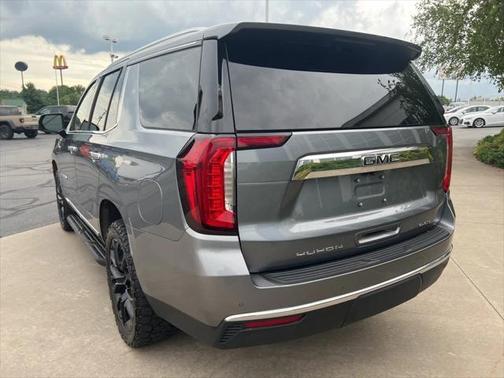 2022 GMC Yukon SLT