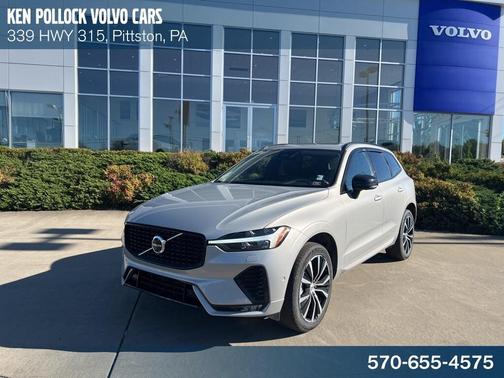 2023 Volvo XC60 B5 Plus Dark Theme