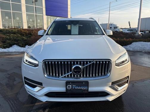2023 Volvo XC90 B6 Plus 7-Seater