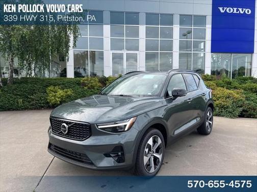 2026 Volvo XC40 B5 Plus