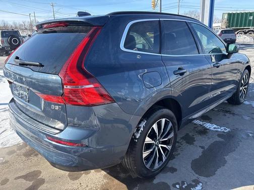 2023 Volvo XC60 B5 Core