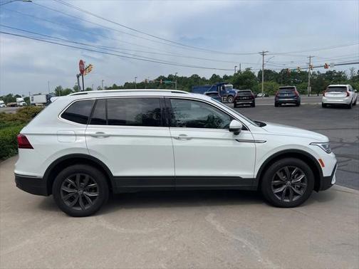 2022 Volkswagen Tiguan 2.0T SE 4MOTION