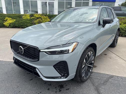 Vapour Grey Metallic 2026 Volvo XC60 B5 Ultra