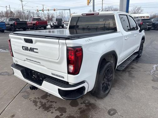 2022 GMC Sierra 1500 Elevation