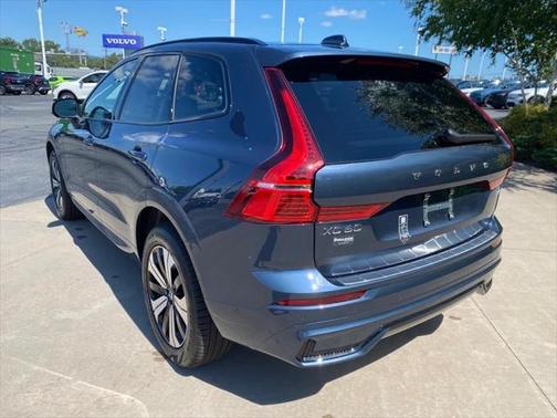 2025 Volvo XC60 Plug-In Hybrid Plus