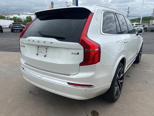 2024 Volvo XC90 B6 Plus Bright Theme 7-Seater