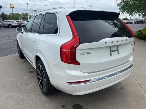 2024 Volvo XC90 B6 Plus Bright Theme 7-Seater