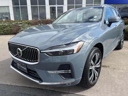 2023 Volvo XC60 B5 Plus Bright Theme