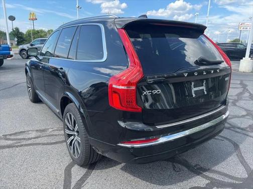 2024 Volvo XC90 B5 Core Bright Theme