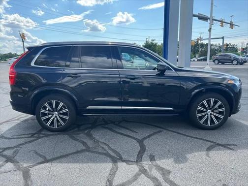 2024 Volvo XC90 B5 Core Bright Theme