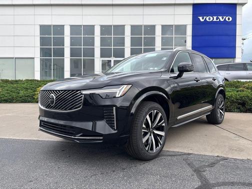Onyx Black Metallic 2026 Volvo XC90 Core, B5 AWD Gas (mild hybrid), Gasoline, Bright, 7 Seats