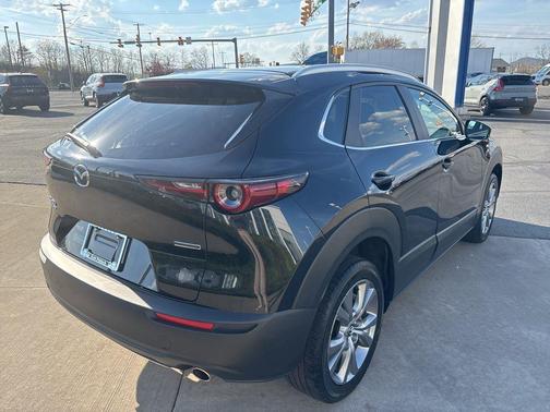 Jet Black Mica 2022 Mazda CX-30 2.5 S Select Package