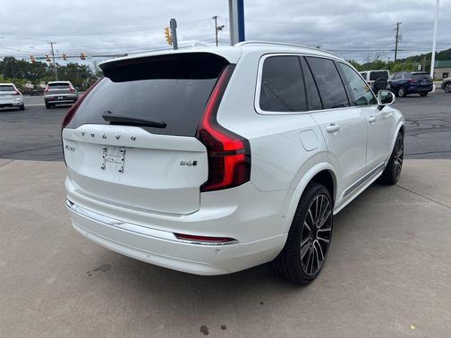2026 Volvo XC90 Plus, B6 AWD Gas (mild hybrid), Gasoline, Bright, 7 Seats