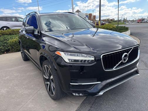 Onyx Black Metallic 2018 Volvo XC90 T6 Momentum