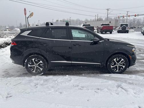 2023 Kia Sportage Hybrid EX