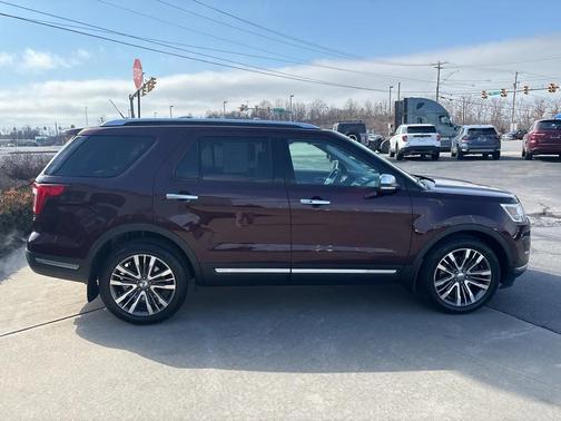 2019 Ford Explorer Platinum