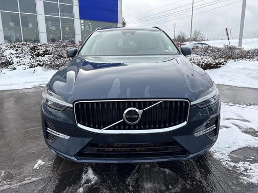 2023 Volvo XC60 B5 Core