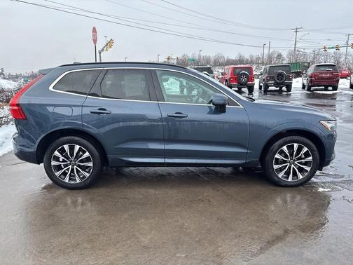 2023 Volvo XC60 B5 Core