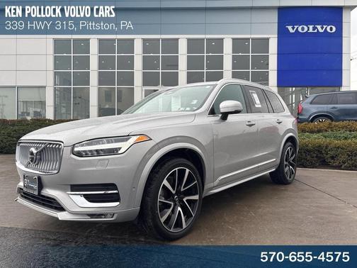2023 Volvo XC90 B5 Plus