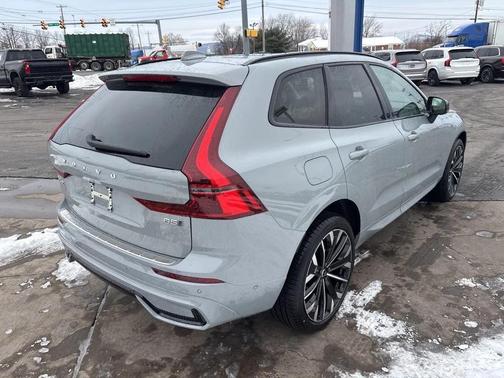 2026 Volvo XC60 B5 Ultra