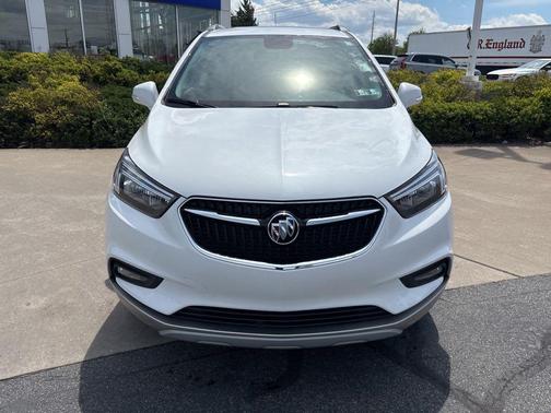 White Frost Tricoat 2019 Buick Encore Sport Touring