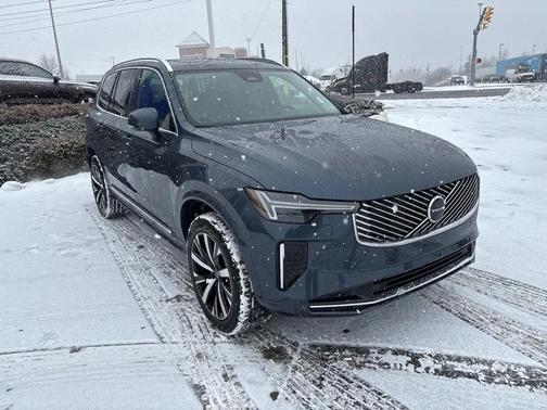 2026 Volvo XC90 Core, B6 AWD Gas (mild hybrid), Gasoline, Bright, 7 Seats