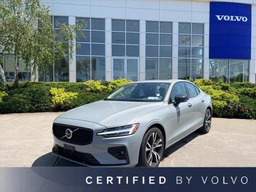 2025 Volvo S60 B5 Core