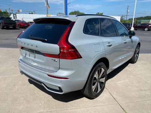 2025 Volvo XC60 Plug-In Hybrid T8 Core