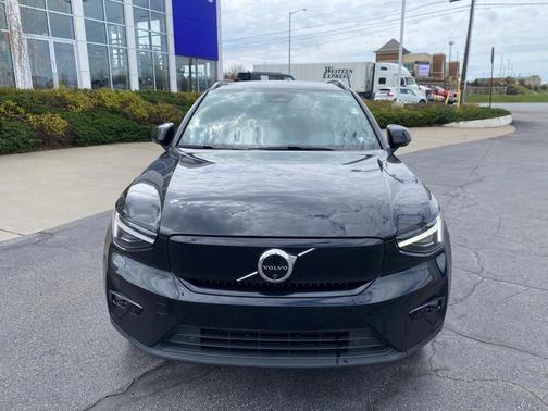2024 Volvo XC40 Recharge Pure Electric Twin Ultimate