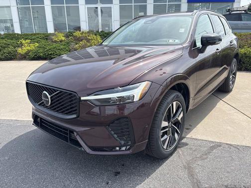 Mulberry Metallic 2026 Volvo XC60 B5 Plus