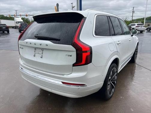 2025 Volvo XC90 Plug-In Hybrid T8 Ultra 7-Seater