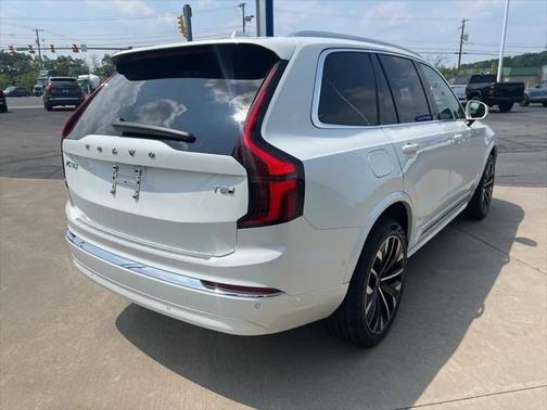 2025 Volvo XC90 Plug-In Hybrid T8 Ultra 7-Seater