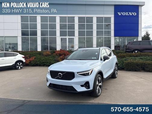 2026 Volvo XC40 B5 Plus