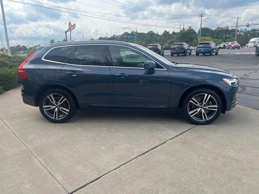 2018 Volvo XC60 T6 Momentum