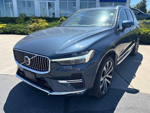 Denim Blue Metallic 2023 Volvo XC60 B6 Ultimate Bright Theme