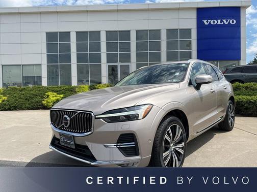Bright Dusk Metallic 2023 Volvo XC60 B5 Plus Bright Theme
