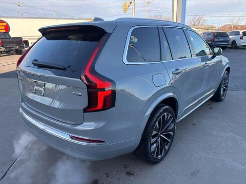 Vapour Grey Metallic 2026 Volvo XC90 Plug-In Hybrid Plus, T8 AWD, Electric/Gasoline, Bright, 7 Seats